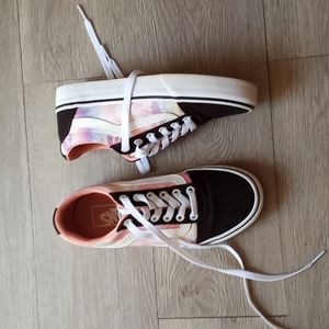 Vans sneakers